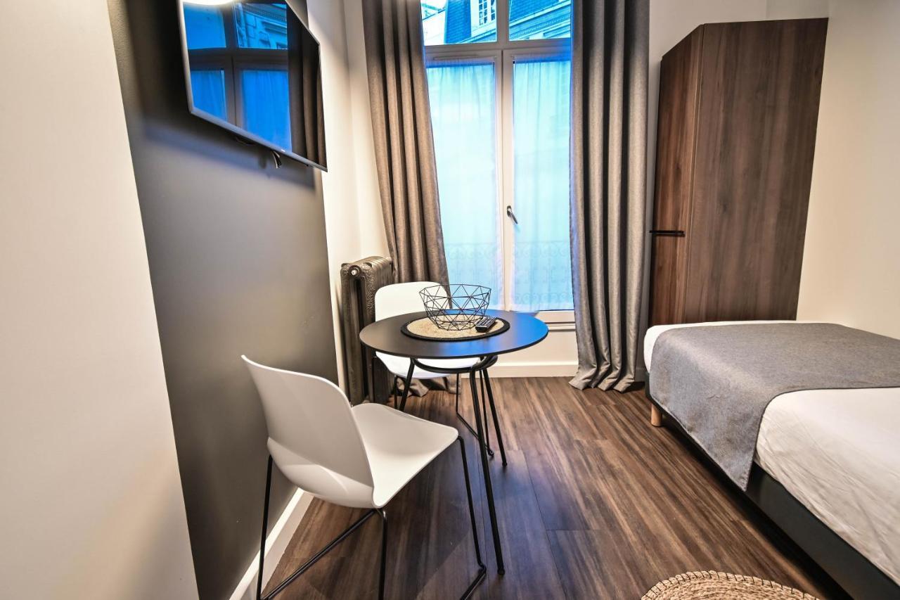 Les Cles Du 27 Aparthotel Parigi