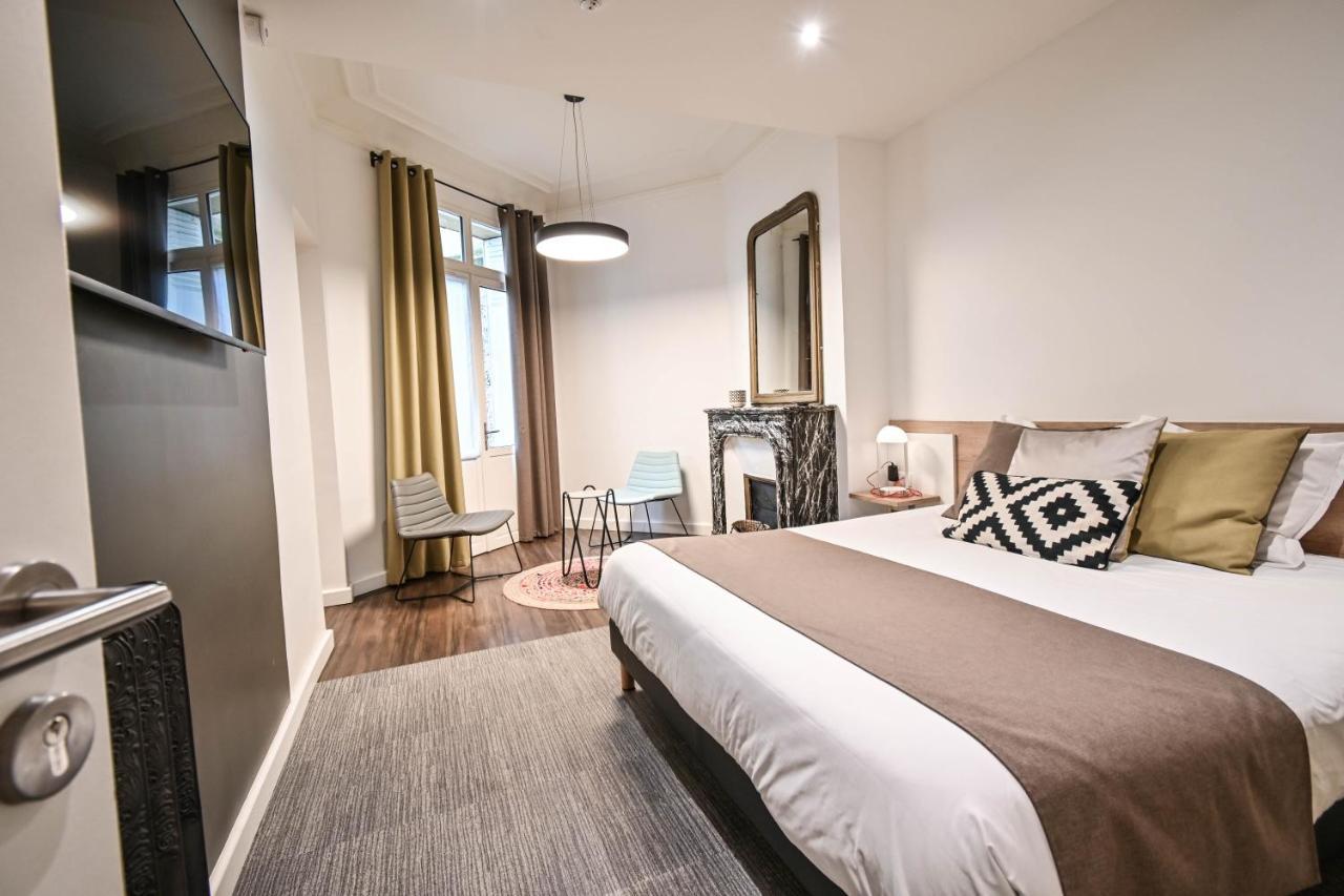 Les Cles Du 27 Aparthotel Parigi