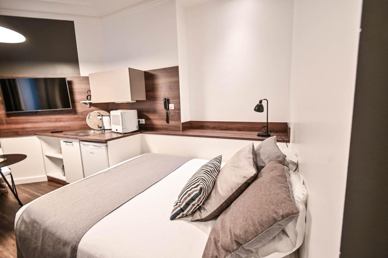 Les Cles Du 27 Aparthotel Parigi