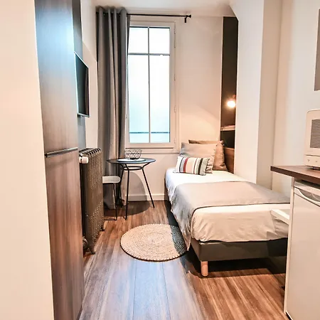 Les Cles Du 27 2* Paris